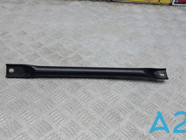 BMW 51717180317 Распорка передних стоек подвески левая в наличии Львов