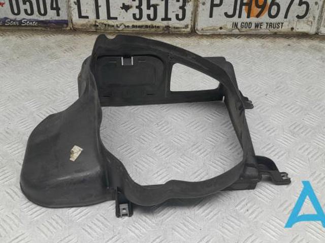 Воздуховод/дефлектор радиатора, правый 51747222870 BMW