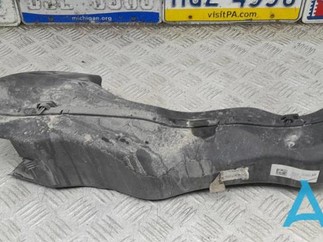 Воздуховод тормозного диска, правый 51747343806 BMW