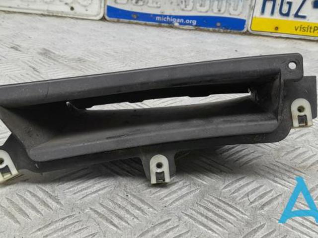 Воздуховод тормозного диска, левый 51747347375 BMW