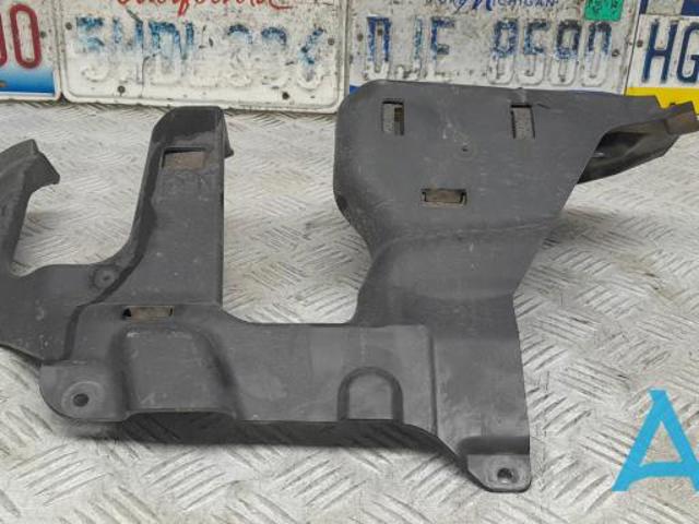 Защитный кожух рулевого механизма 51757347022 BMW
