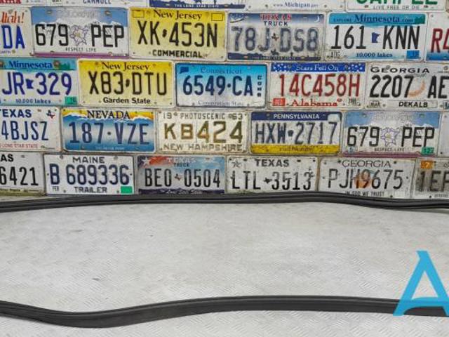 BMW 51767385847 Уплотнитель багажника (двери 3/5-й задней) в наличии Тернополь