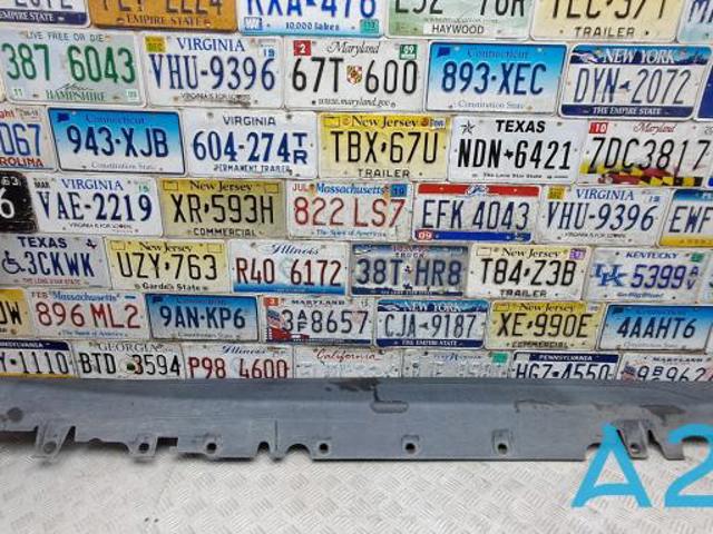 Накладка (молдинг) порога наружная правая 51777294376 BMW
