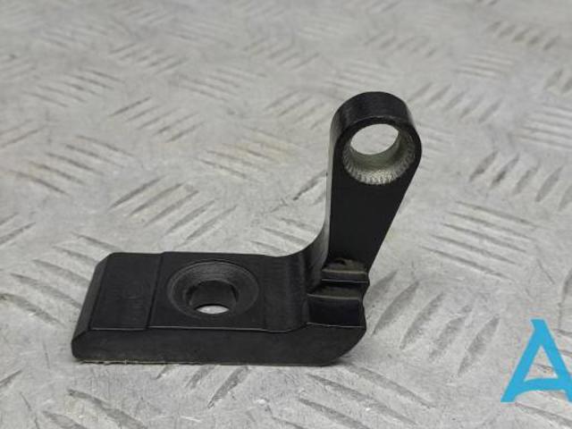 Завеса двери передней правой 51817266680 BMW