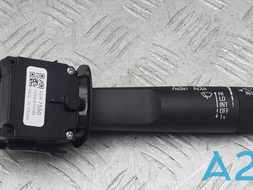 Переключатель подрулевой, правый 52154275 GM