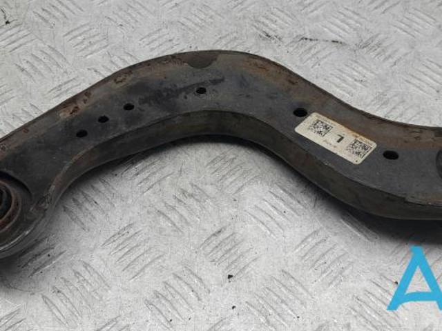 Верхний рычаг задней подвески левый 52520TVAA00 HONDA