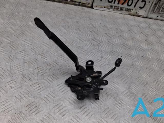 Замок капота 5351048300 TOYOTA