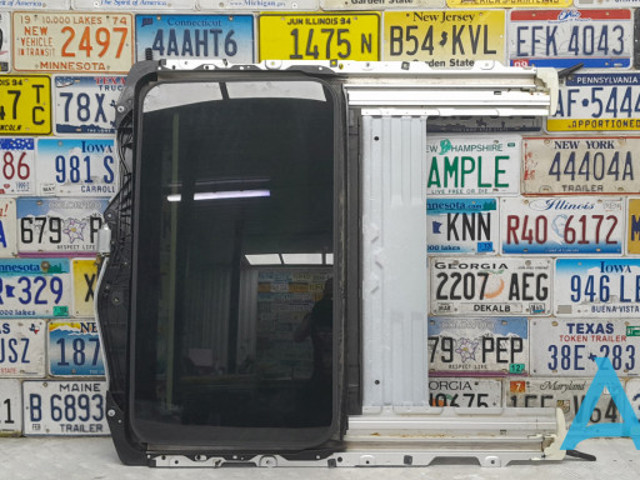 Панель люка 54137145920 BMW