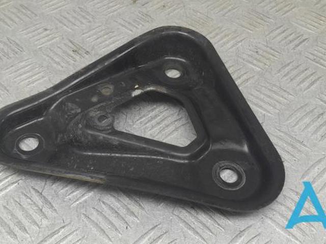 Кронштейн передней балки 544C56RA0B NISSAN