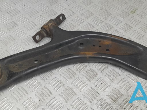 Рычаг передней подвески нижний, правый 545005HA0A NISSAN