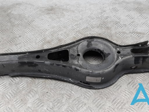 Рычаг задней подвески нижний, левый 55210C2100 HYUNDAI