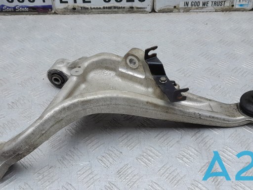 Балансир подвески задний левый 555023JA0A NISSAN