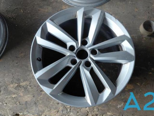 Диски 561601025AA8Z8 VAG