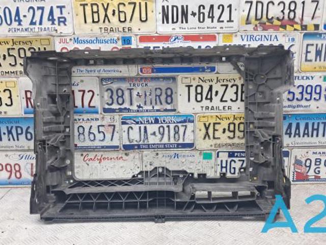 Рамка передней панели 561805588F9B9 VAG