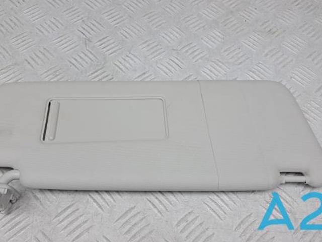 Козырек солнцезащитный автомобиля 561857552AE2F4 VAG