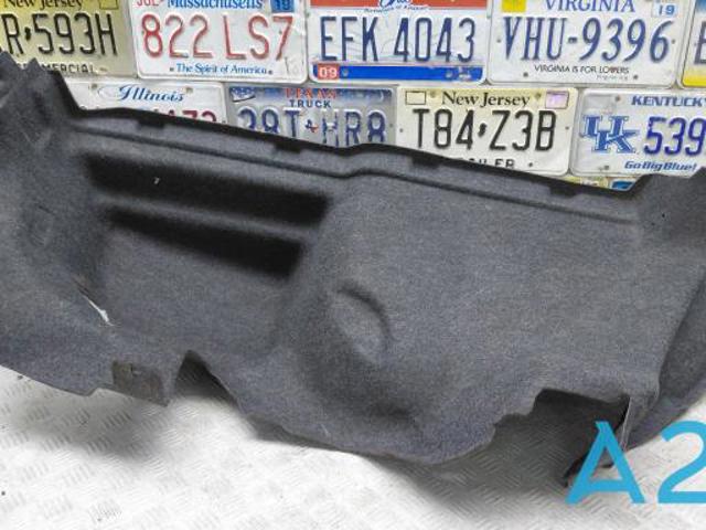 Облицовка багажного отсека, правая 561867428T1BS VAG