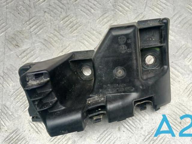 Левый кронштейн заднего бампера 57707AN37A SUBARU