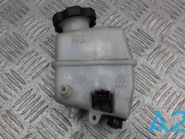 Бачек тормозной жидкости 585114R100 HYUNDAI