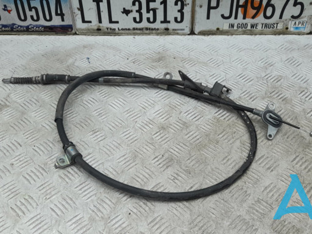 Трос стояночного тормоза задний правый 59770C1000 HYUNDAI