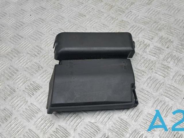 Блок реле и предохранителей 5C0937132C VAG