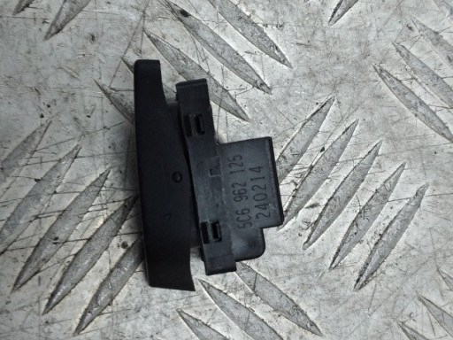 Кнопка центрального замка 5C6962125REH VAG