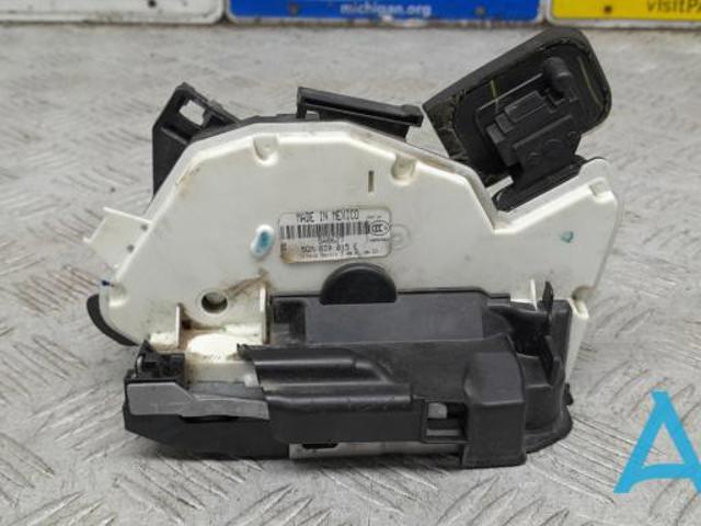 5GM839015E Замок двери задней левой купить Кривой Рог
