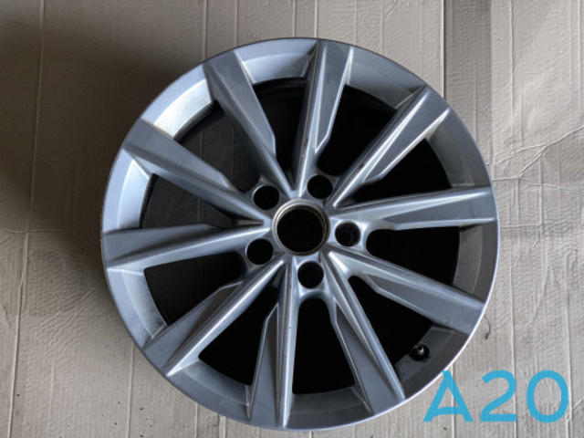 Диски на авто 5N0601025AF8Z8 VAG