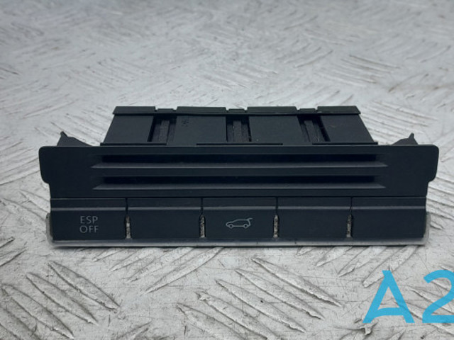 Блок кнопок центральной консоли 5N09275533X1 VAG