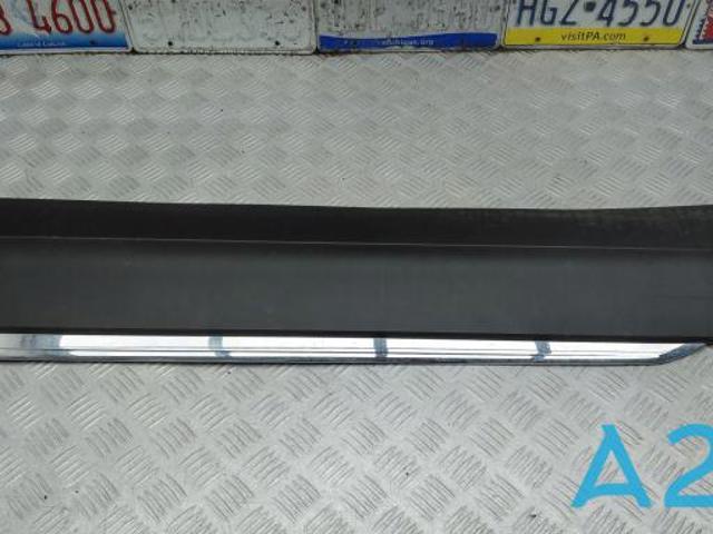Молдинг передней левой двери, нижний 5NA854939PRYP VAG
