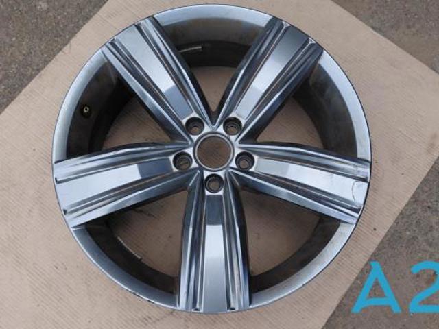 Диски на авто 5NN601025CZ49 VAG