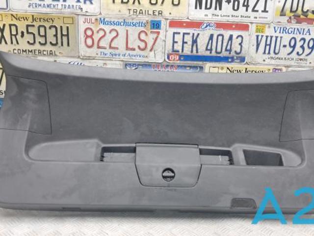 VAG 5NN867601A82V Обшивка (облицовка) крышки багажника (двери 3/5-й задней) в наличии Сумы