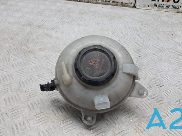 VAG 5Q0121407AA Бачок системы охлаждения расширительный в наличии Львов