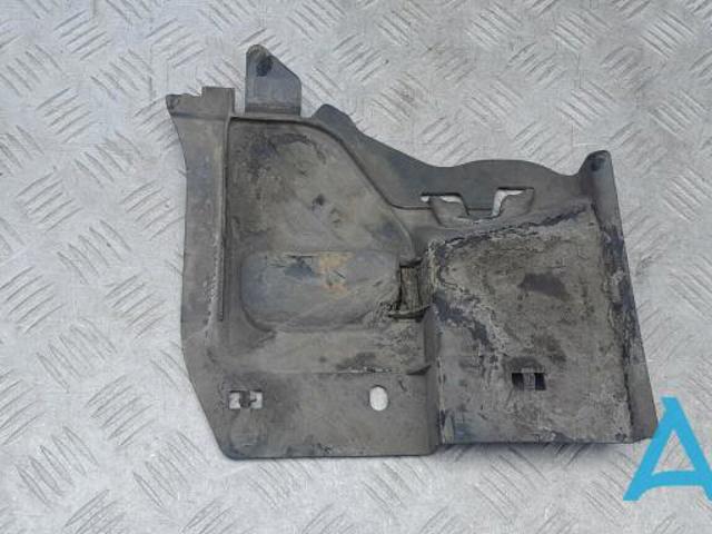 Защита днища передняя правая 5Q0825272A VAG