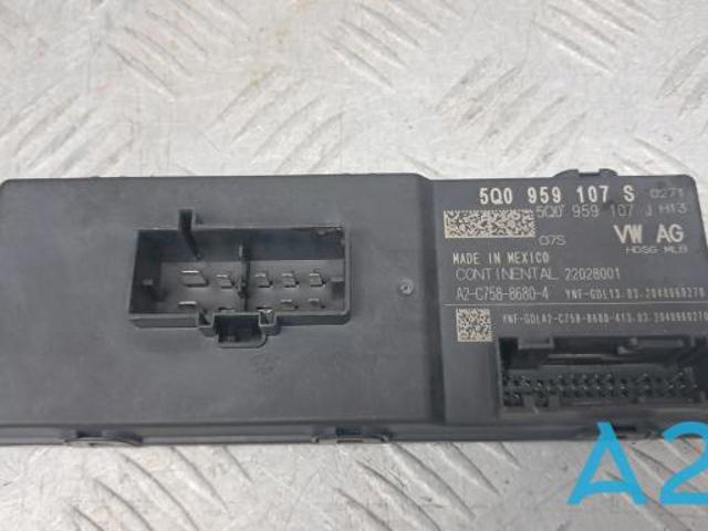 VAG 5Q0959107S Модуль управления (ЭБУ) открытия крышки багажника (двери 3/5-й задней) в наличии Ужгород