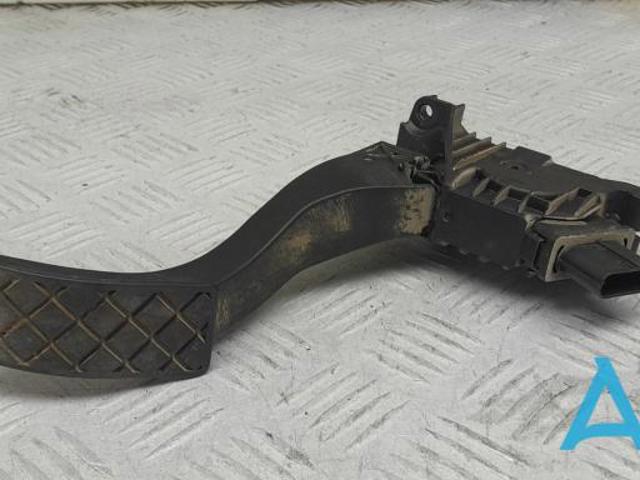 Педали газа Volkswagen Golf 8