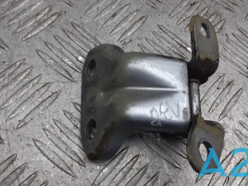 Петля задней двери, левой 60479AJ011 SUBARU