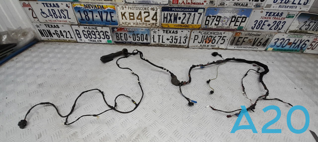 Жгут проводов передней двери 61128714781 BMW