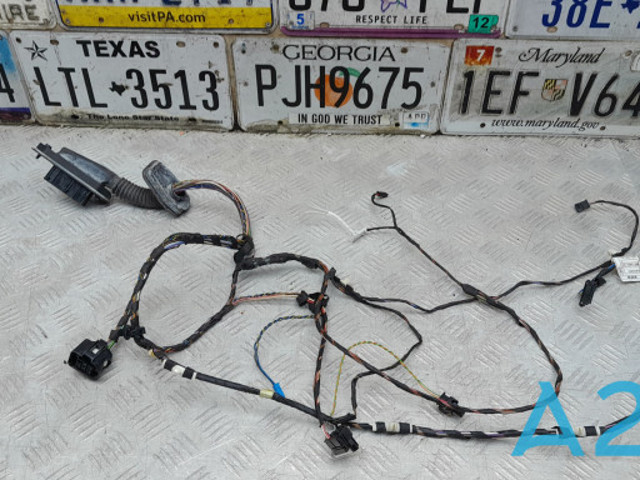 Электропроводка передней двери 61129252388 BMW