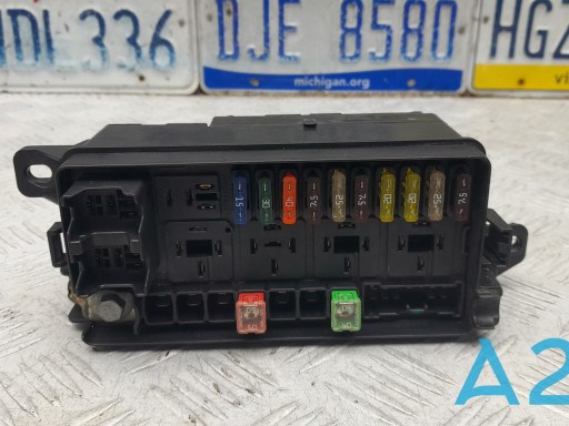 Панель предохранителей 61149240943 BMW