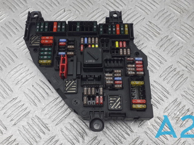 Коробка предохранителей 61149264923 BMW