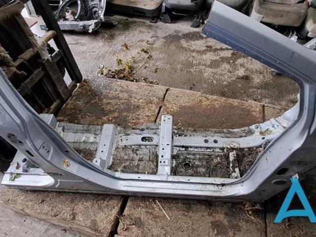 TOYOTA 6131147050 Стойка кузова центральная правая в наличии Каменское