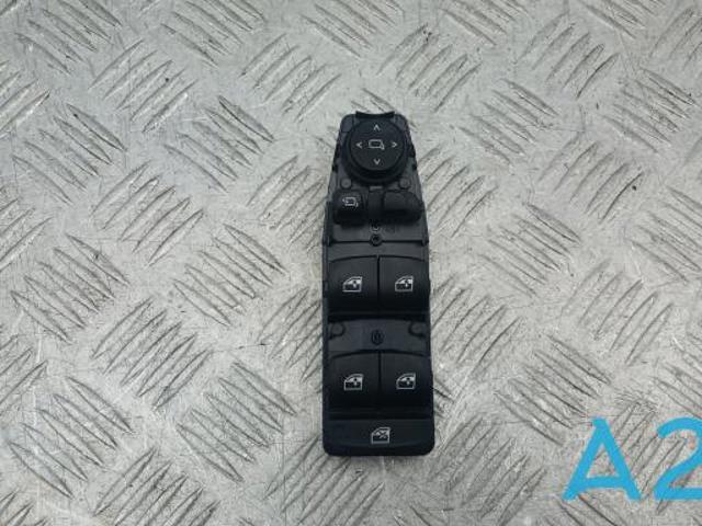 Кнопки переднего левого стеклоподъёмника 61315A5AAA3 BMW