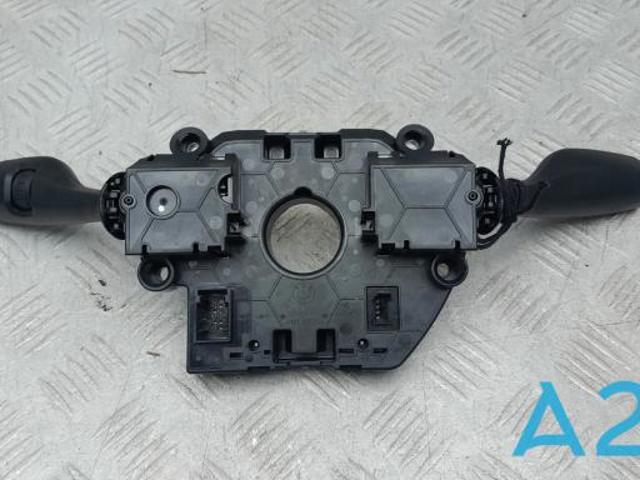 Переключатель подрулевой 61316828975 BMW