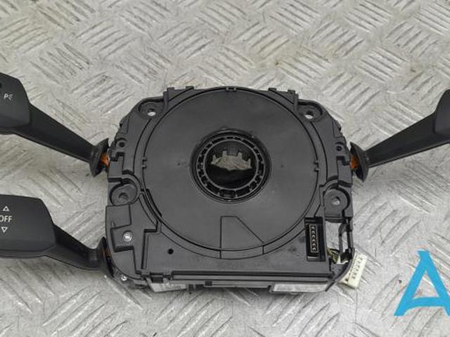Переключатели подрулевые 61319164423 BMW