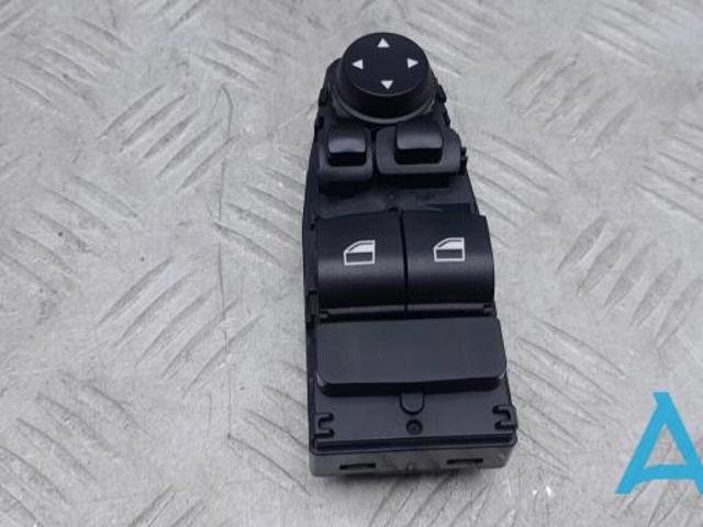 Кнопки переднего левого стеклоподъемника 61319362126 BMW