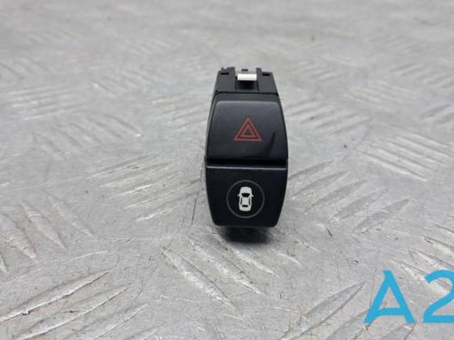 Аварийная кнопка 61319423268 BMW