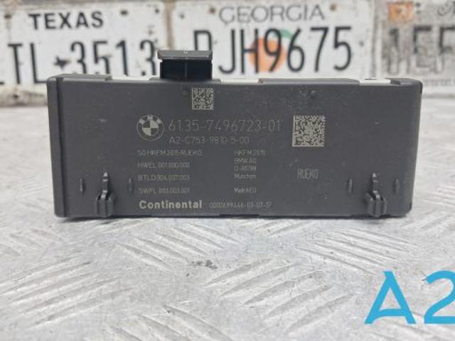 Блок управления открытия крышки багажника 61357496723 BMW