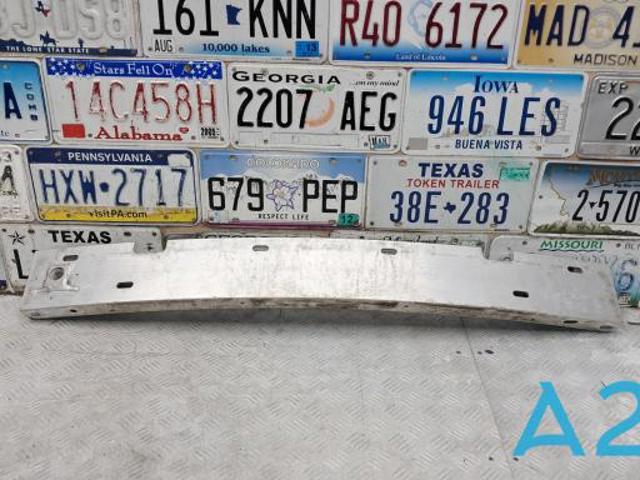 Усилитель переднего бампера  620305NA0A NISSAN