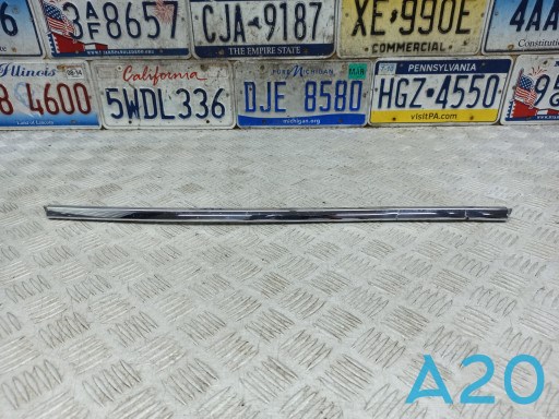 Молдинг переднего бампера, центральный 620789UF0A NISSAN