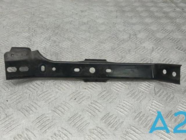 Рамка радиатора левая 622155NA0A NISSAN